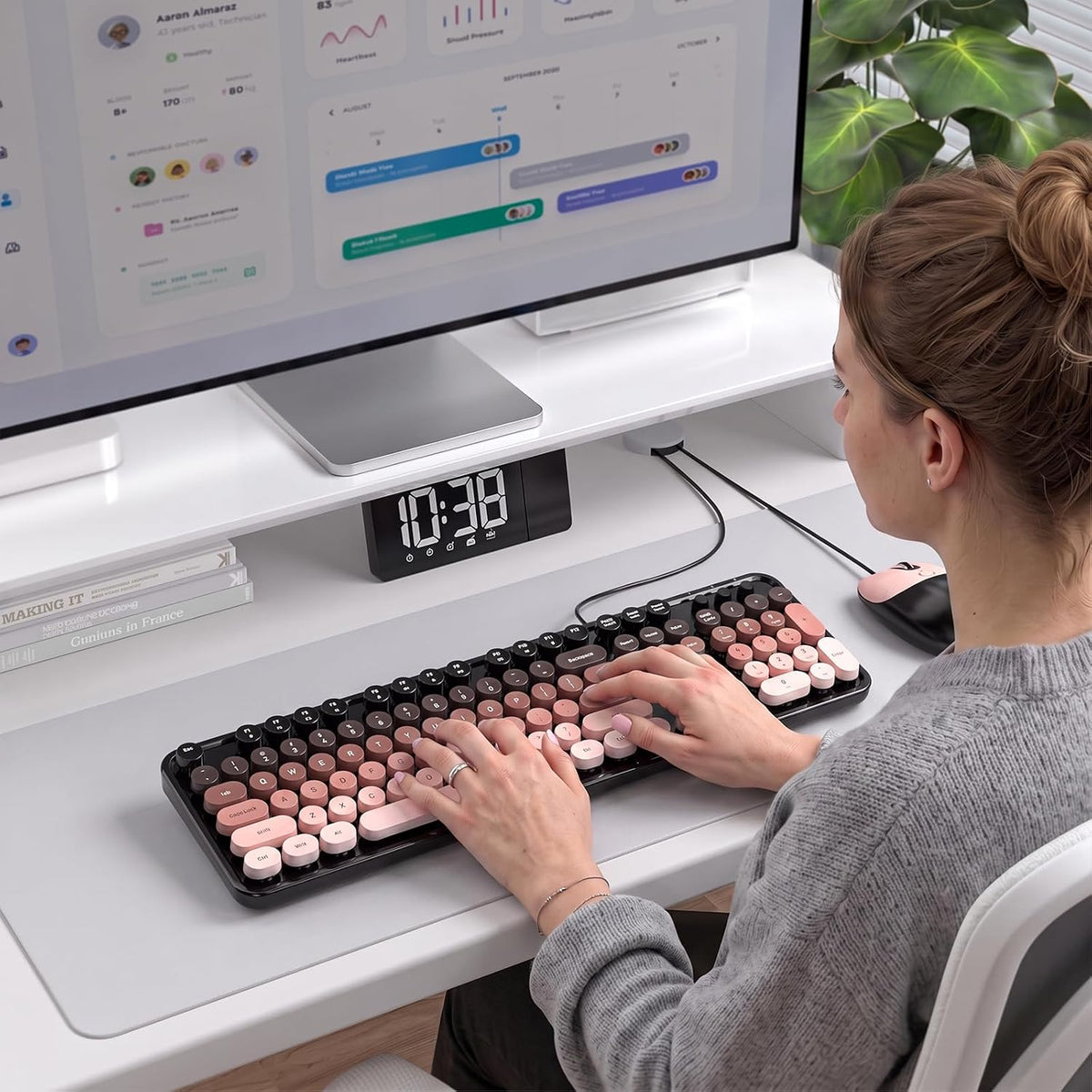 MOFII Wired Keyboard and Mouse Combo, Full-Sized Retro Typewriter Computer Keyboards with Cute Cat Mouse for Windows PC Laptop