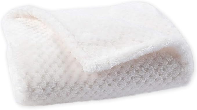 Pet Blanket Warm Soft Dog Blankets Washable Cat Throw Blankets Sofa Bed Couch Furniture Protector Cover for Small Medium Large Dogs Cats, White, 20" x 28"
