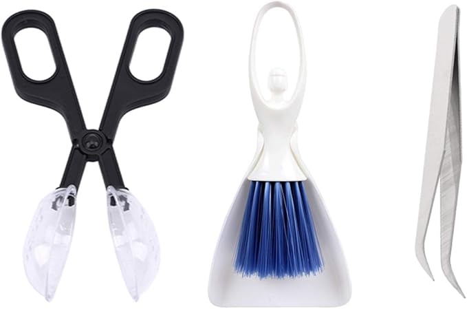 Tiny Cleanning Broom, Scooper Feeding Tool,Mini Dustpan and Brush, Stainless Steel Tweezer Reptile Tank Cleaner for Reptile and Other Small Animals Supplies 3Pcs