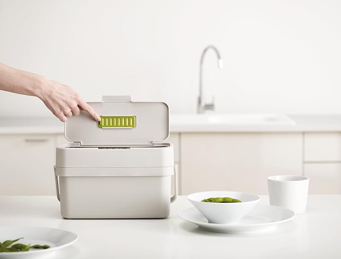 Joseph Joseph Compo 4 Easy-Fill Compost Bin Food Waste Caddy
