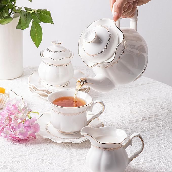 Sweejar Porcelain Tea Set With Gold Trim