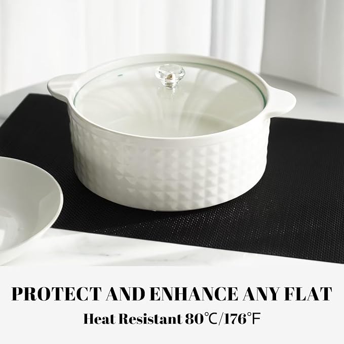 Placemats Set of 4 Vinyl/Plastic Woven Place Mats