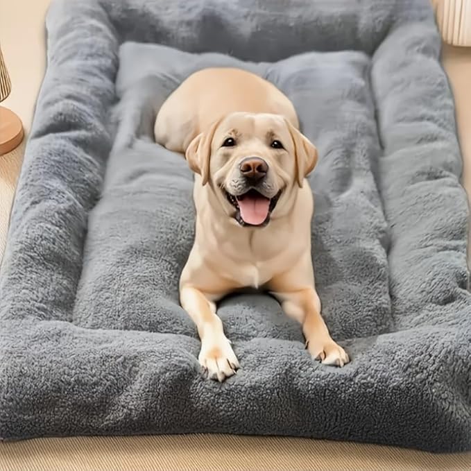 Plush Pet Bed Mat, Large Gray Quilted Dog Mattress, 47.2x23.6 Inches, Soft Fleece Cushion for Dogs and Cats Up to 88 lbs
