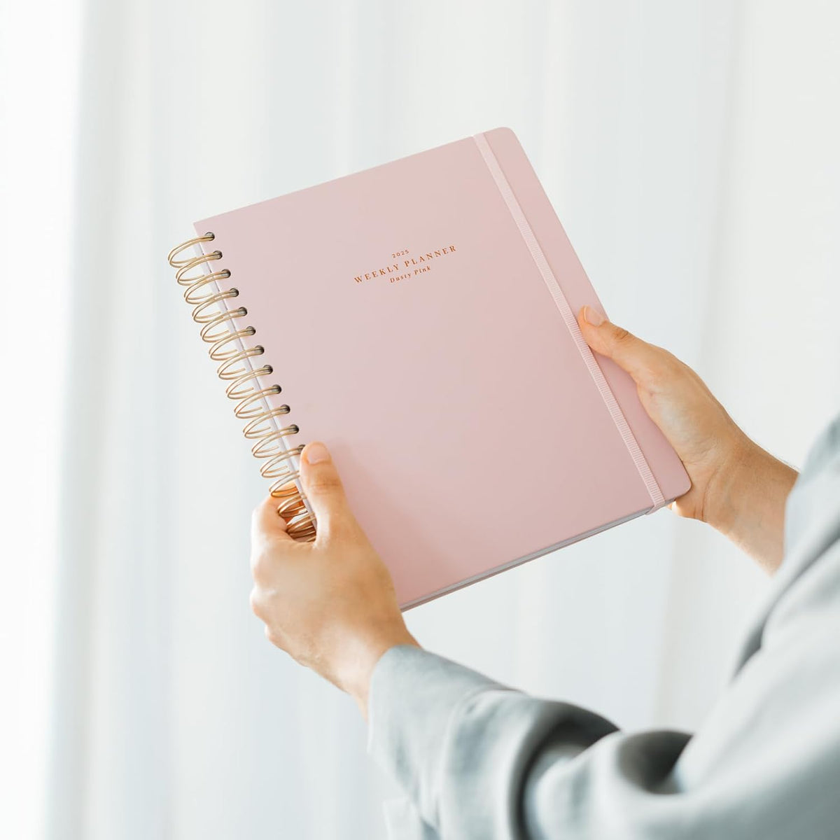 Kokonote Diary 2025 Dusty Pink | Desk Planner 8.3 x 9.8 inches - 21 x 25 cm | Diary Week To View, August 2024 - December 2025 | Stickers & Tabs