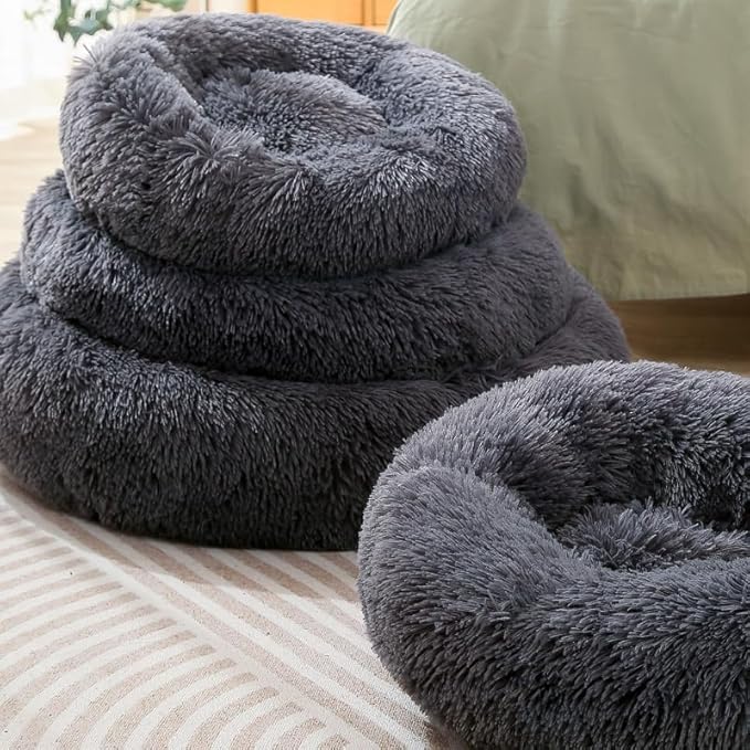 Round Dog and Cat Bed Cushion - Doughnut-Shaped Blanket for Small Pets
