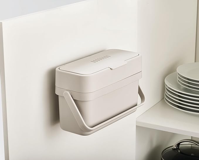Joseph Joseph Compo 4 Easy-Fill Compost Bin Food Waste Caddy