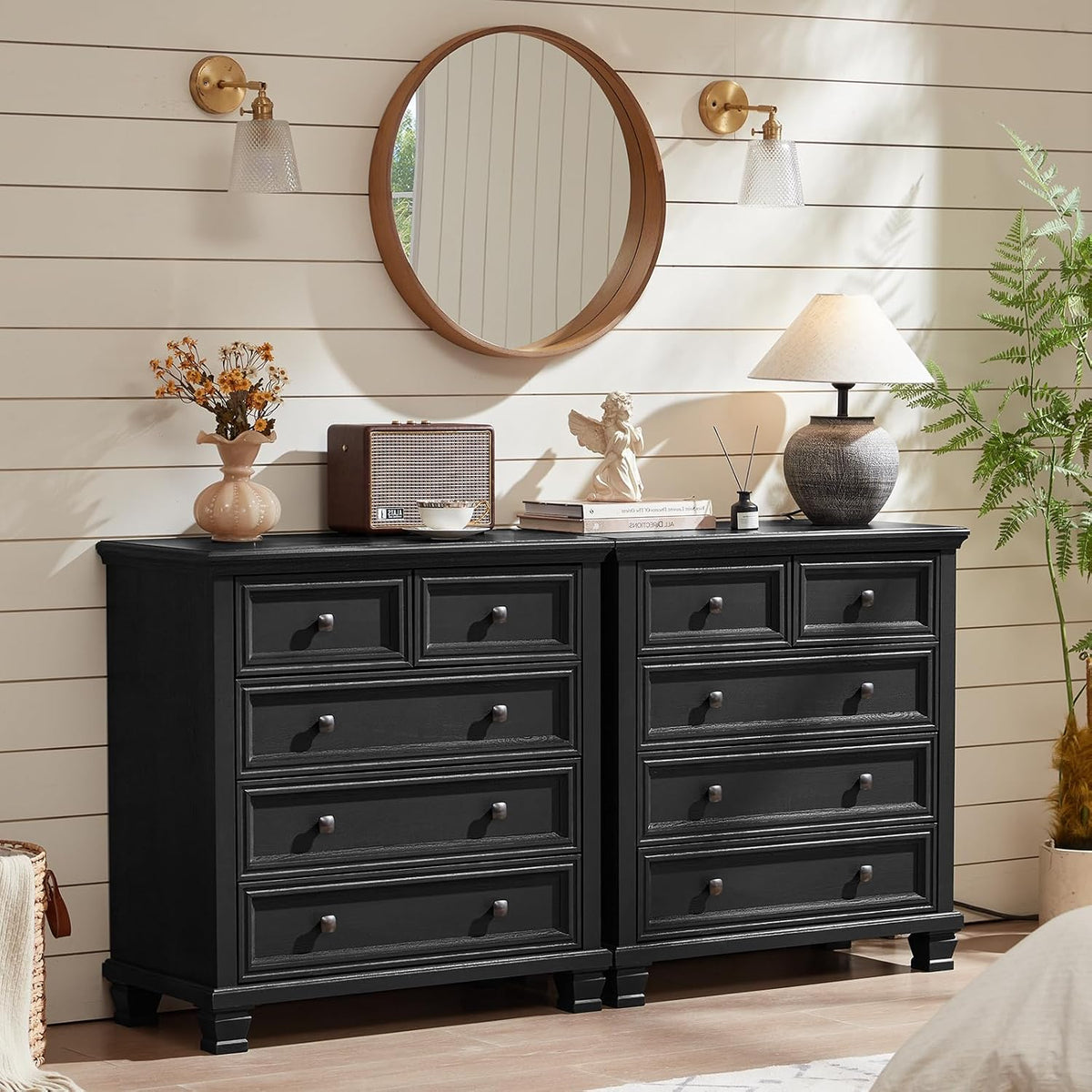 SAVOR LIFE Farmhouse 5 Drawer Dresser for Bedroom, 32.6 Inch Tall Vintage Wood Chest of Drawers, Rustic Small Dressers w/Square Solid Wooden Legs, Mid-Century Storage Organizer for Living Room, Black