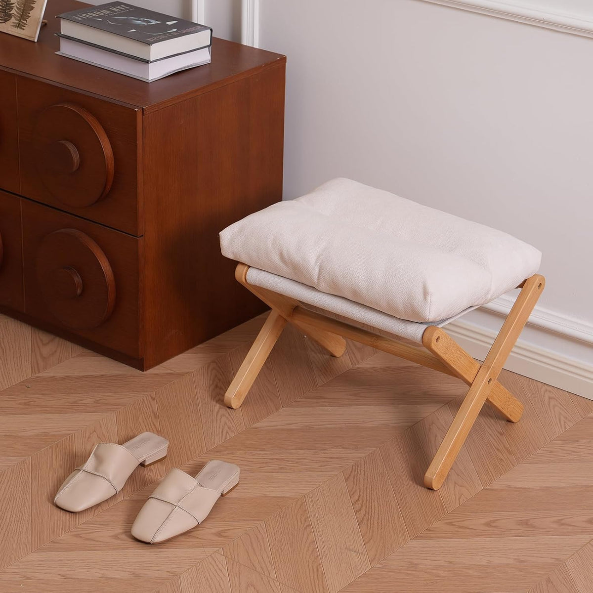 Baveke Foldable Ottoman Foot Rest for Chair, Small Foot Stools Ottoman for Home Decor, Space-Saving Foot Rest for Couch Living Room, Bedroom, Entryway