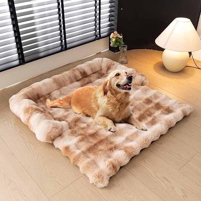LiveGo Fuzzy Pet Couch Covers for Sofa, Dog Couch Cover Fuzzy Sofa Cover Cream Square Plaid Dog Bed Plush Dog Mat for Furniture Protector for Large Medium Dogs and Cats