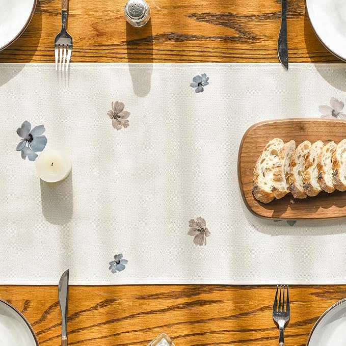 Artoid Mode Brown Poppy Floral Leaves Spring Table Runner, Seasonal Summer