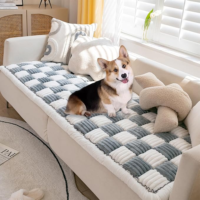 FunnyFuzzy Cream-Coloured Plaid Square Pet Mat Bed Couch Cover, Winter Thickened Dog Bed Cover Pet Blanket Sofa Couch Furniture Protector for Kids Dog Cat(Size:17.7 * 17.7 in,Color:Grey)