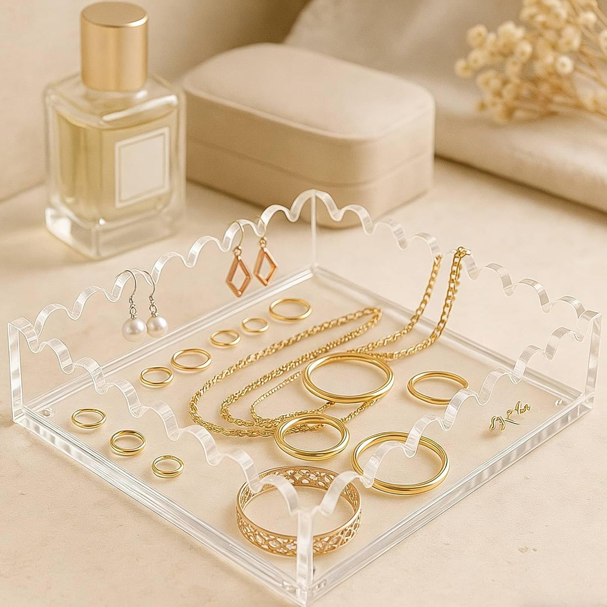 Acrylic Tray, Clear Vanity Jewelry Perfume Organizer with Scalloped Edge