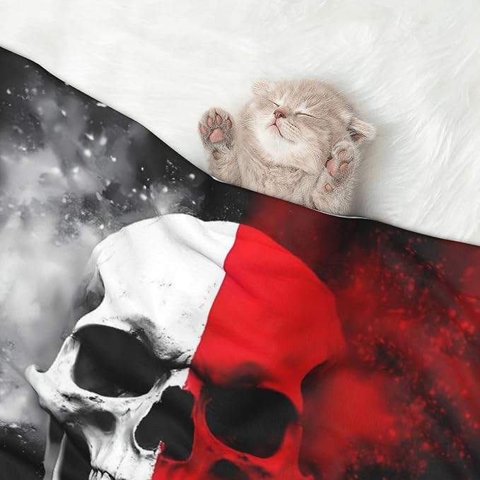 Waterproof Dog Blanket Soft Pet Blanket for Puppy Cat, Fleece Cat Throw Blankets for Furniture Bed Couch Sofa Reversible - Red and White Screaming Demon Skull