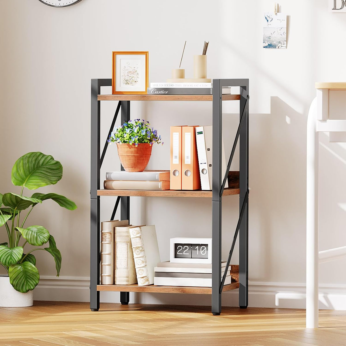 HOOBRO Bookshelf, 3-Tier Industrial Bookcase, Book Shelf Storage Organizer, Small Bookshelf with Metal Frame for Living Room, Bedroom, Home Office, Kitchen, Rustic Brown and Black BF71SJ01