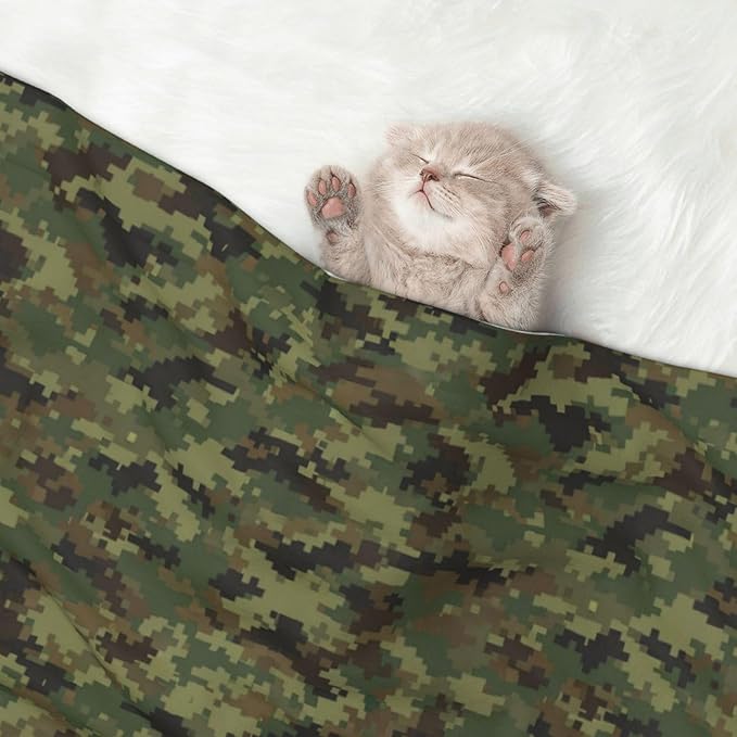 Double Sided Plush Pet Blanket with Cozy Dot Texture and Smooth Reverse, Camo Camouflage Hunting Green, Reversible Throw for Dogs Cats on Couches Beds Crates