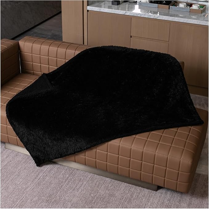 Black Faux Fur Pet Blanket for Large Dogs Cat Puppy Waterproof Calming Dog Blankets Fluffy Long Faux Fur Throw Blankets for Couch Protector Love Bed Cover Washable(Black,M)