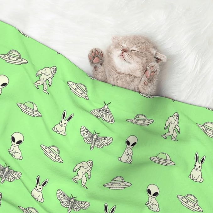 Two Sided Plush Pet Blanket for Crates Carriers Home Use, Aliens Sasquatch Savage Dinosaurs Green, Reversible Throw with Cozy Dot Fabric and Silky Reverse for Small Large Pets
