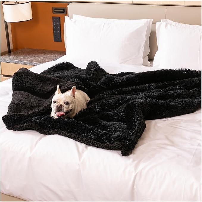 Black Faux Fur Pet Blanket for Large Dogs Cat Puppy Waterproof Calming Dog Blankets Fluffy Long Faux Fur Throw Blankets for Couch Protector Love Bed Cover Washable(Black,M)