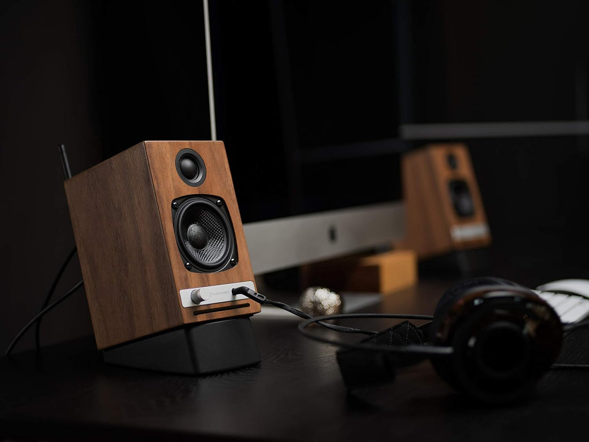 Audioengine DS1 Angled Desktop Speaker Stands – Isolation Speaker Stands
