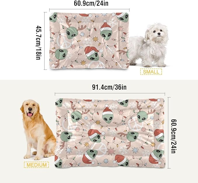 Retro Christmas Alien Pet Bed Cute Dog Bed Mat Absorbing Non Slip Pad Pet Sleeping Mat for Small, Medium, and Large Dogs Puppy Cat 24 in x 18 in