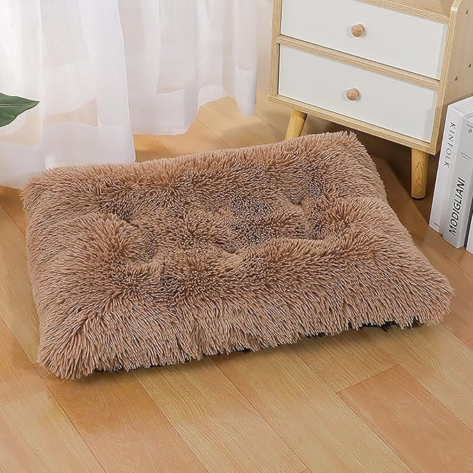 Dog Crate Mat, Dog Bed for Large Dogs, Comfy Fluffy Kennel Pad Anti-Slip for Dog beds & Furniture, Quilted Dog Bed for Pets for Medium/Small Dogs Cats (Color : Khaki, Size : 16.9x11)