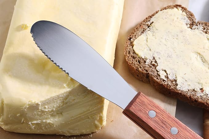 New Star Foodservice 43006 Wood Handle Butter Spreader