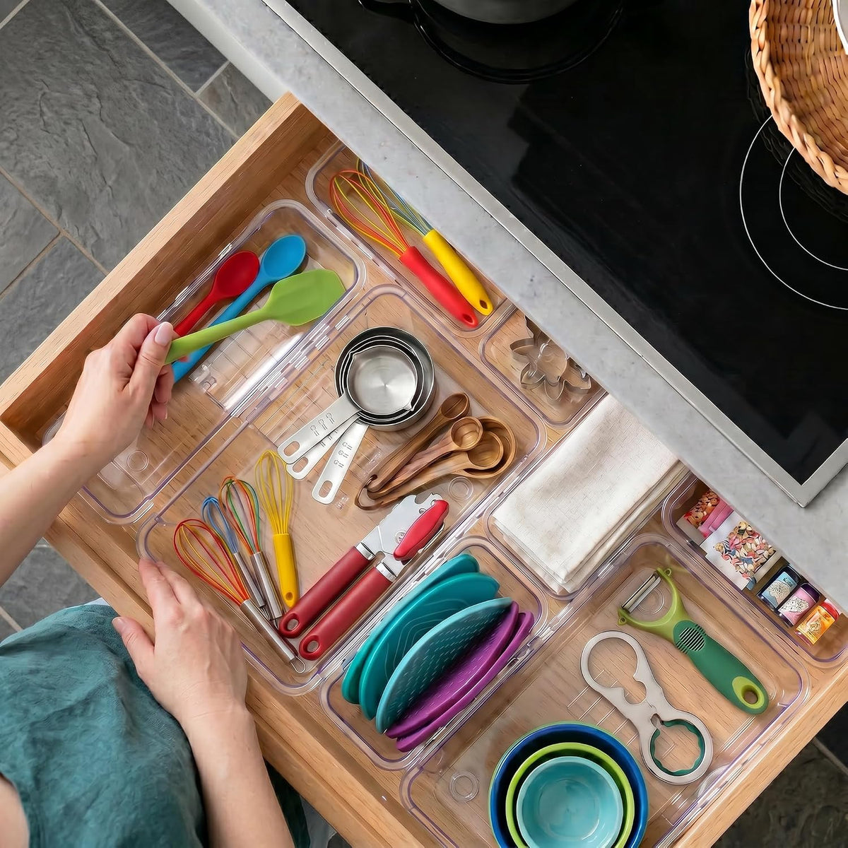 20 PCS Expandable Clear Drawer Organizers, 3-Size Extendable Drawer Dividers, Expanding Plastic Storage Box Arcrylic Storage Bins for Makeup Vanity Drawer Dresser Kitchen Utensils DIY Office Desk