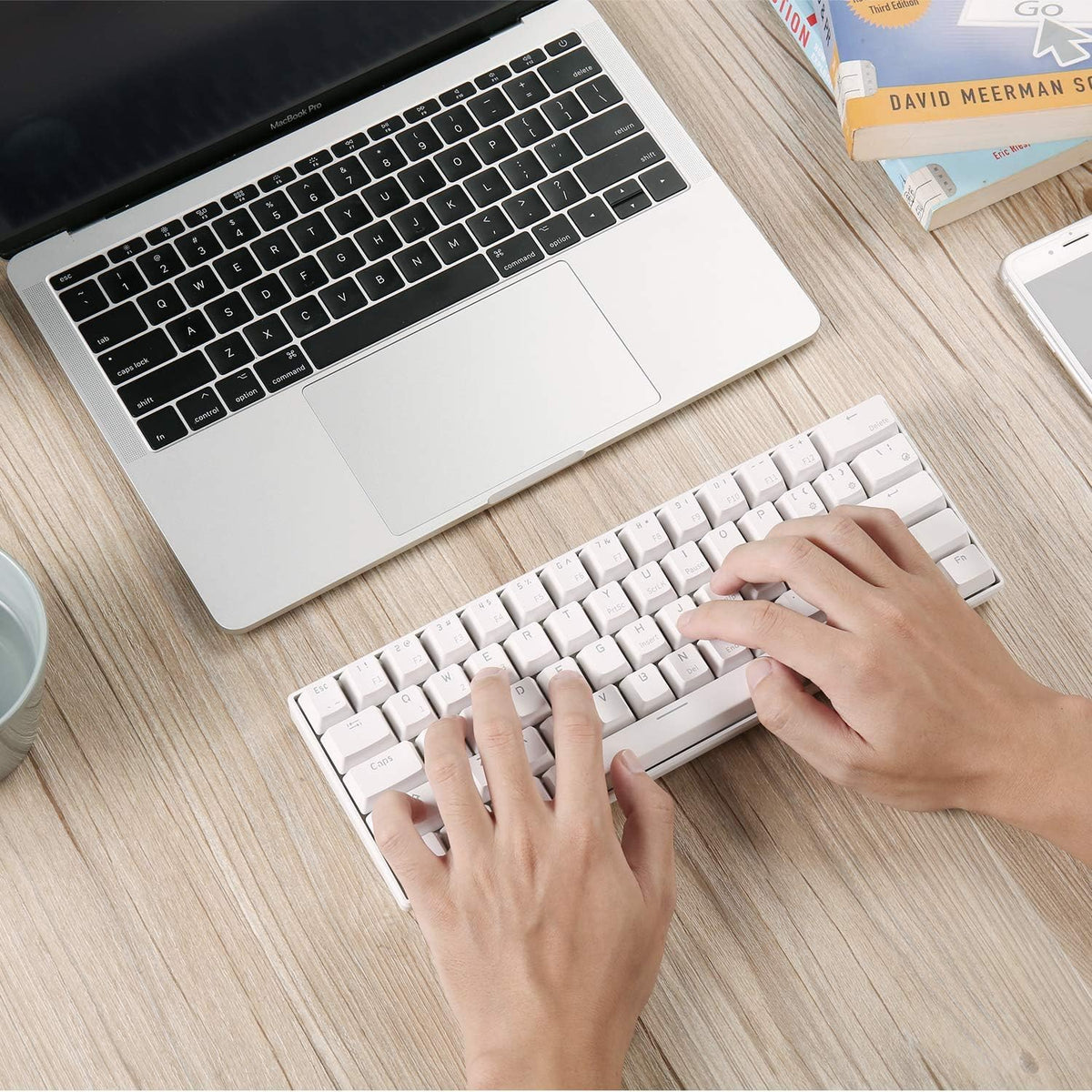 RK ROYAL KLUDGE RK61 Wireless 60% Triple Mode BT5.0/2.4G/USB-C Mechanical Keyboard, 61 Keys Wireless Mechanical Keyboard, Compact Gaming Keyboard with Software