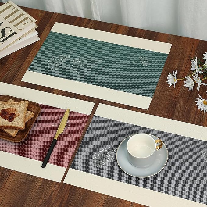 PIGCHCY Ginkgo Placemats Set of 4, Non-Slip Placemats Easy to Wipe Clean