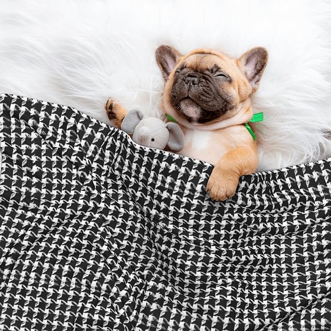 Waterproof Dog Blanket Soft Pet Blanket for Puppy Cat, Fleece Cat Throw Blankets for Furniture Bed Couch Sofa Reversible - Houndstooth Black and White