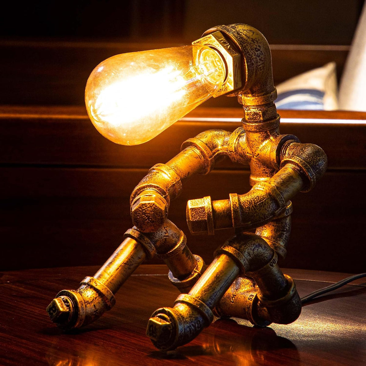 Steampunk Table Lamp, Vintage Industrial Metal Robot Table lamp, Water Pipe Table Lamp, Robot Style Desktop Light for Bedside Desk Bar Cafe Desktop Room Decoration