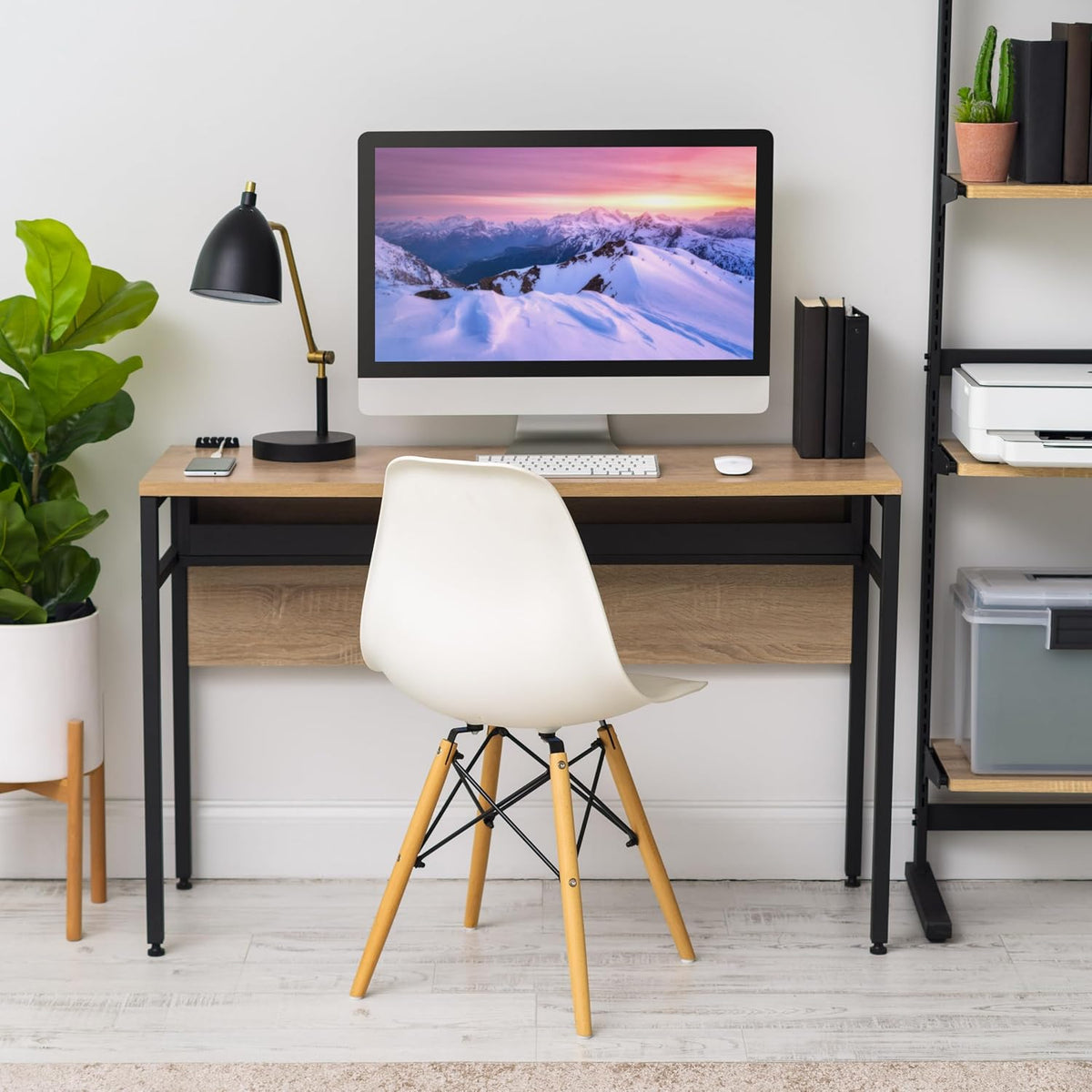 IRIS USA Computer Desk with Cable Organizer and Tray