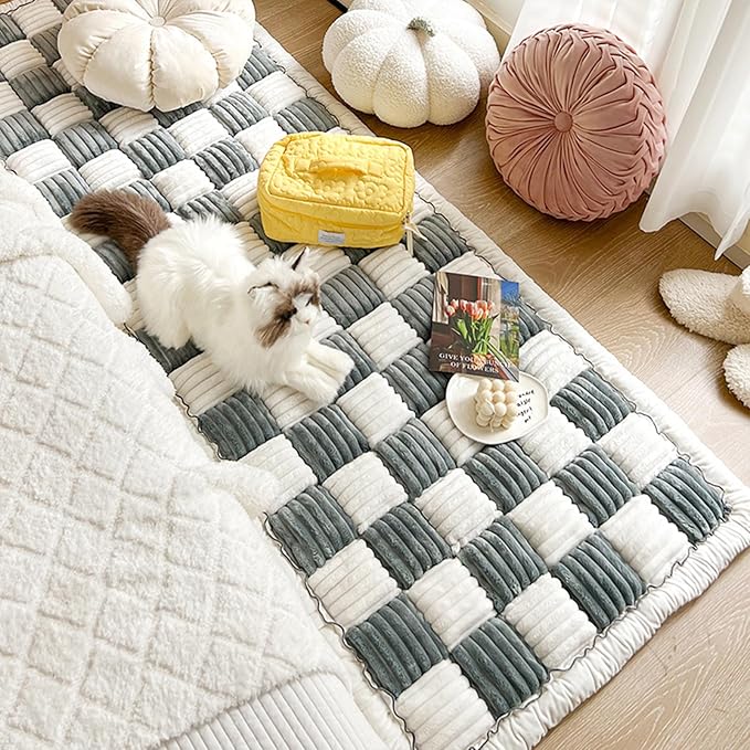 FunnyFuzzy Cream-Coloured Plaid Square Pet Mat Bed Couch Cover, Winter Thickened Dog Bed Cover Pet Blanket Sofa Couch Furniture Protector for Kids Dog Cat(Size:27.6 * 59.06 in,Color:Grey)