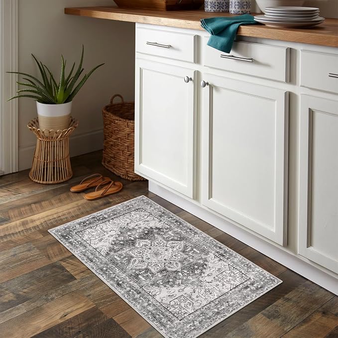 Yamaziot Washable Area Rug, 2x3 Small Entryway Rug Non-Slip Boho Vintage Rug