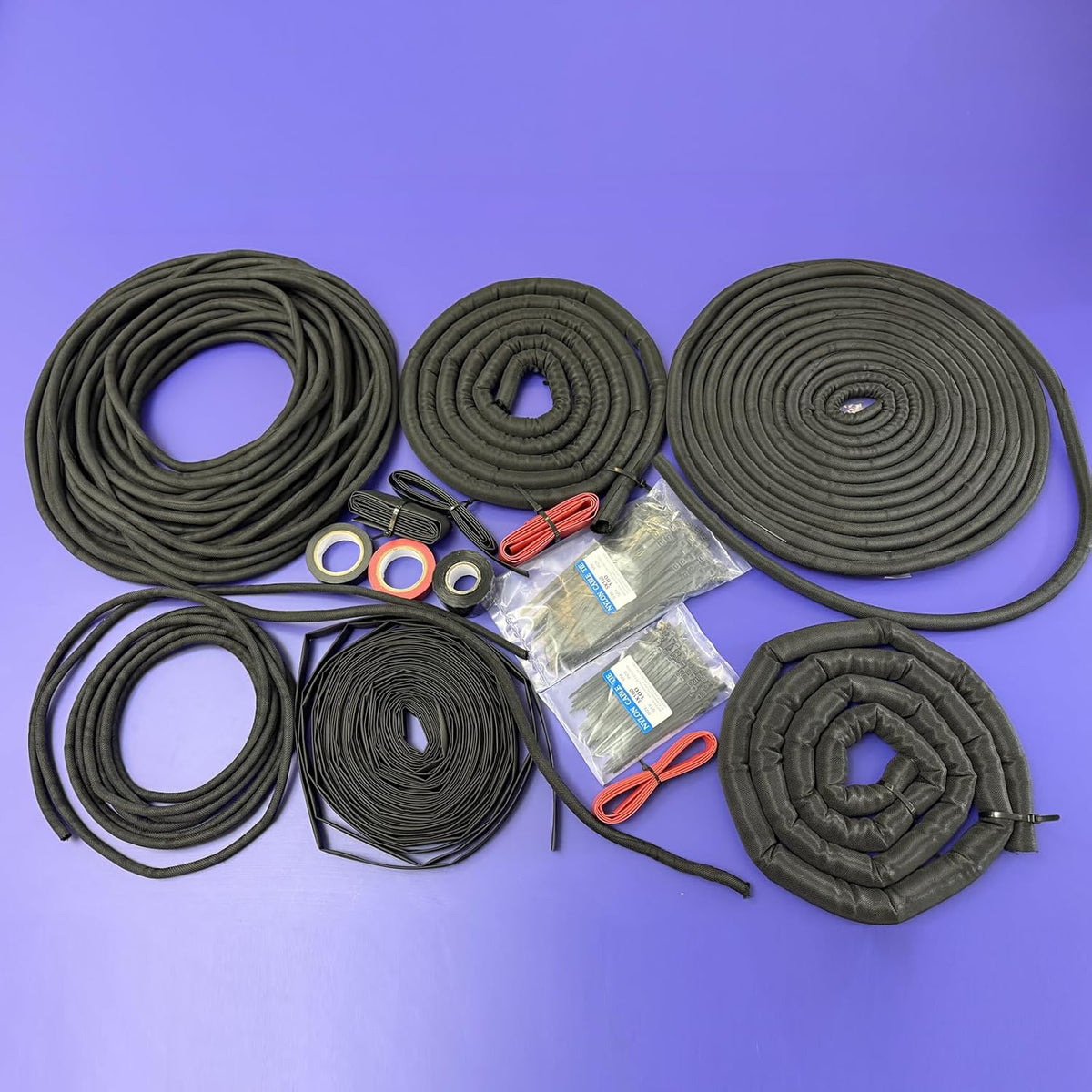 Split Wire Loom Kit for Cable Management, High Temperature Resistant Split Loom Tubing for Auto Wiring Protection, Pet & Rodent Proof Cord Organizer with Heat Shrink Tubing, Silicone Tape & Ties