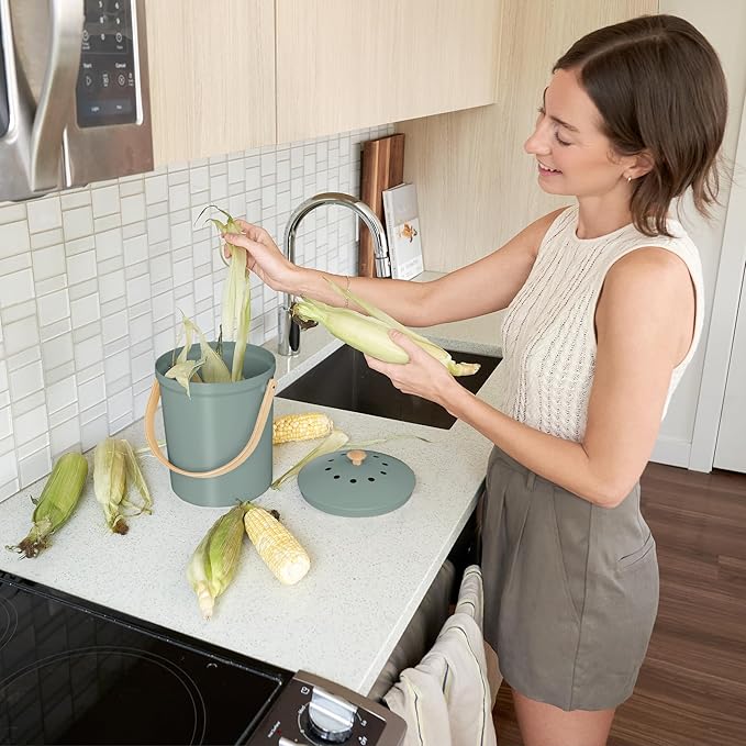 Beautiful Kitchen Compost Bin