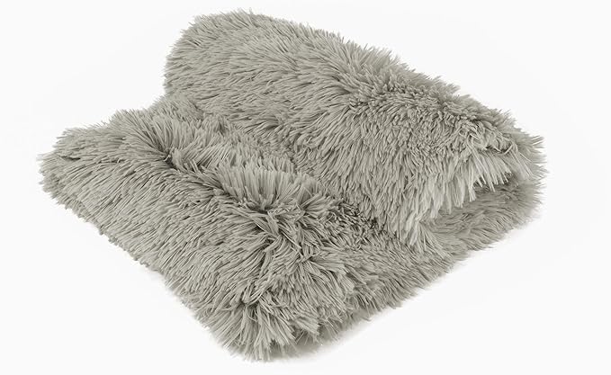 The Dog’s Blanket – Faux Fur Dog Blanket, Silver Grey, XL, 38x54
