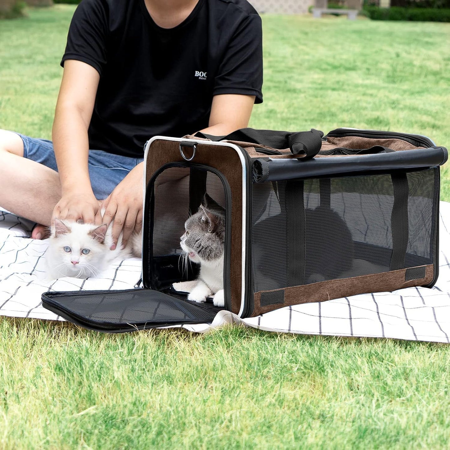 Pet Carrier for Large Cat Soft-Sided Animal Traveling Bag for Medium Cat up to 20lbs / Washable Small Dog Puppy 10 lbs Crate Case with Privacy Curtains for Home Outdoor Travel Mocha Brown