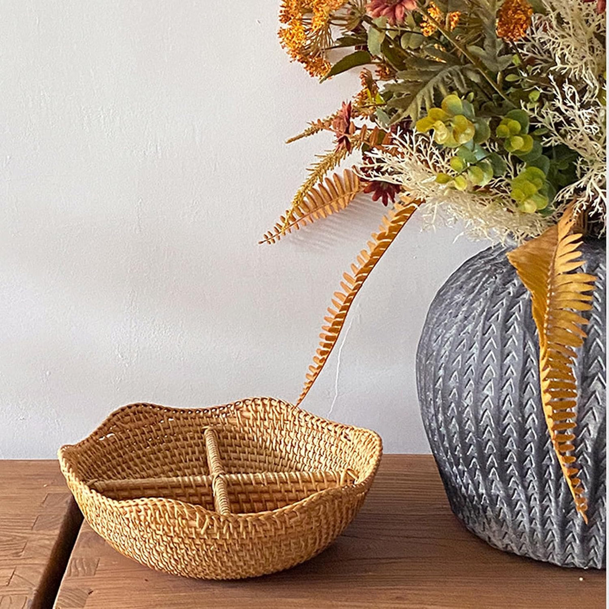 i-lan 11" Divided Rattan Serving Tray, 4-Compartment Woven Snack Bowl