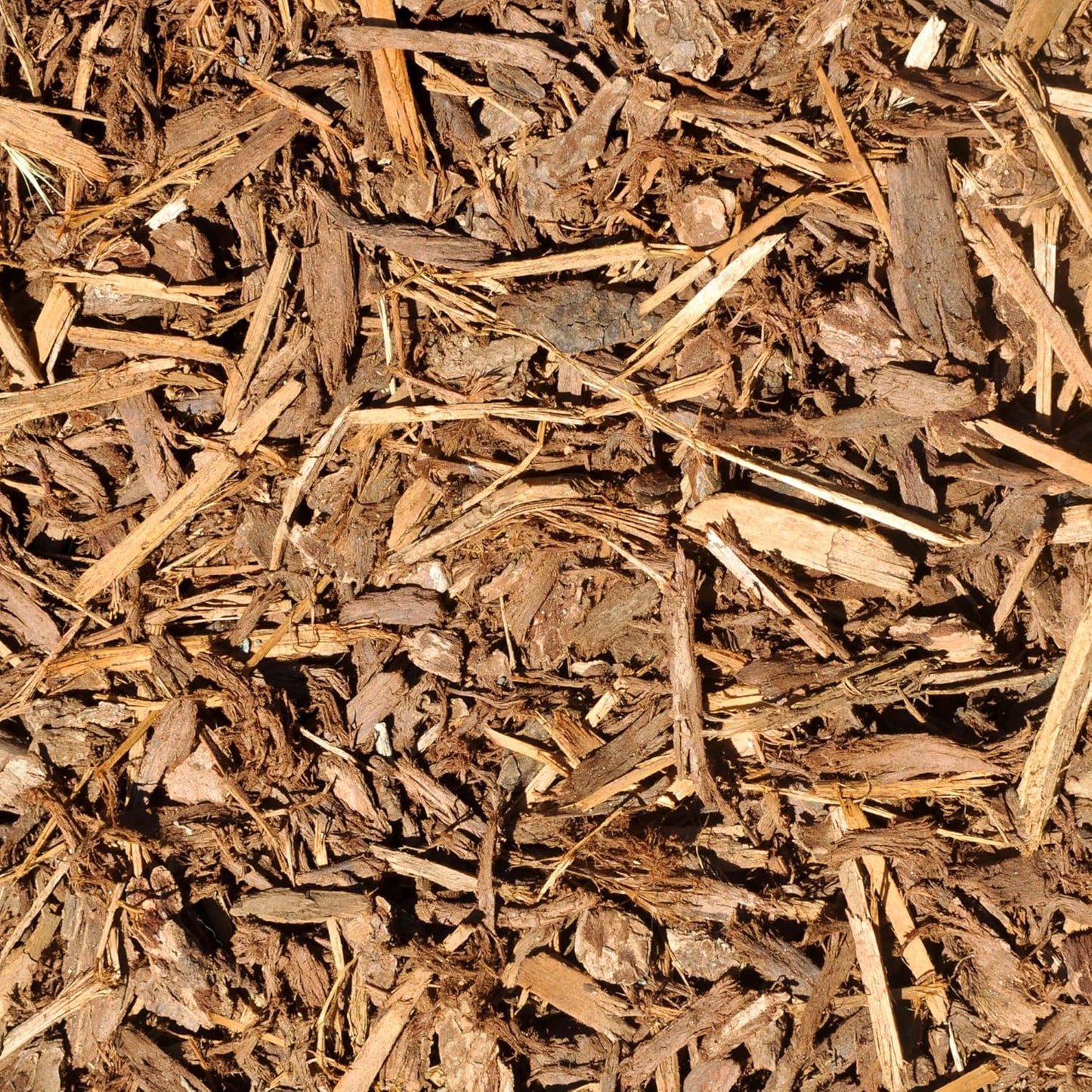 Premium Organic Wood Mulch for Gardens, Landscaping, Potted Plants, and Vegetable Gardens (0.3 CF - 8 L - 9 QTS)